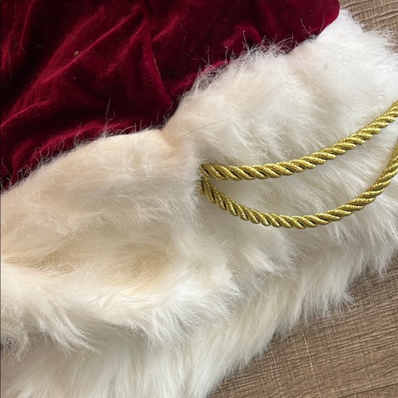 Giant Festive Red Santa Gift Sack with White Fur Trim - Picture 6 of 6